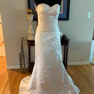 🌸Elegant 100% Silk Wedding Dress🌸